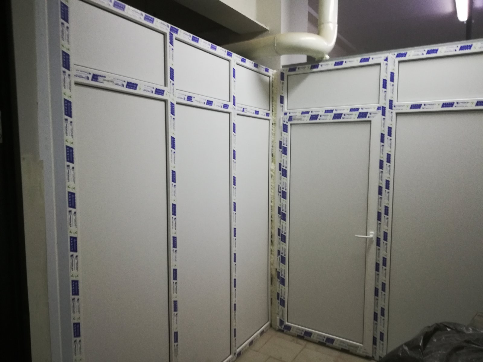 https://votkinsk.delaem-okna.ru/storage/app/uploads/public/63f/473/ead/63f473eadc597995472210.jpg