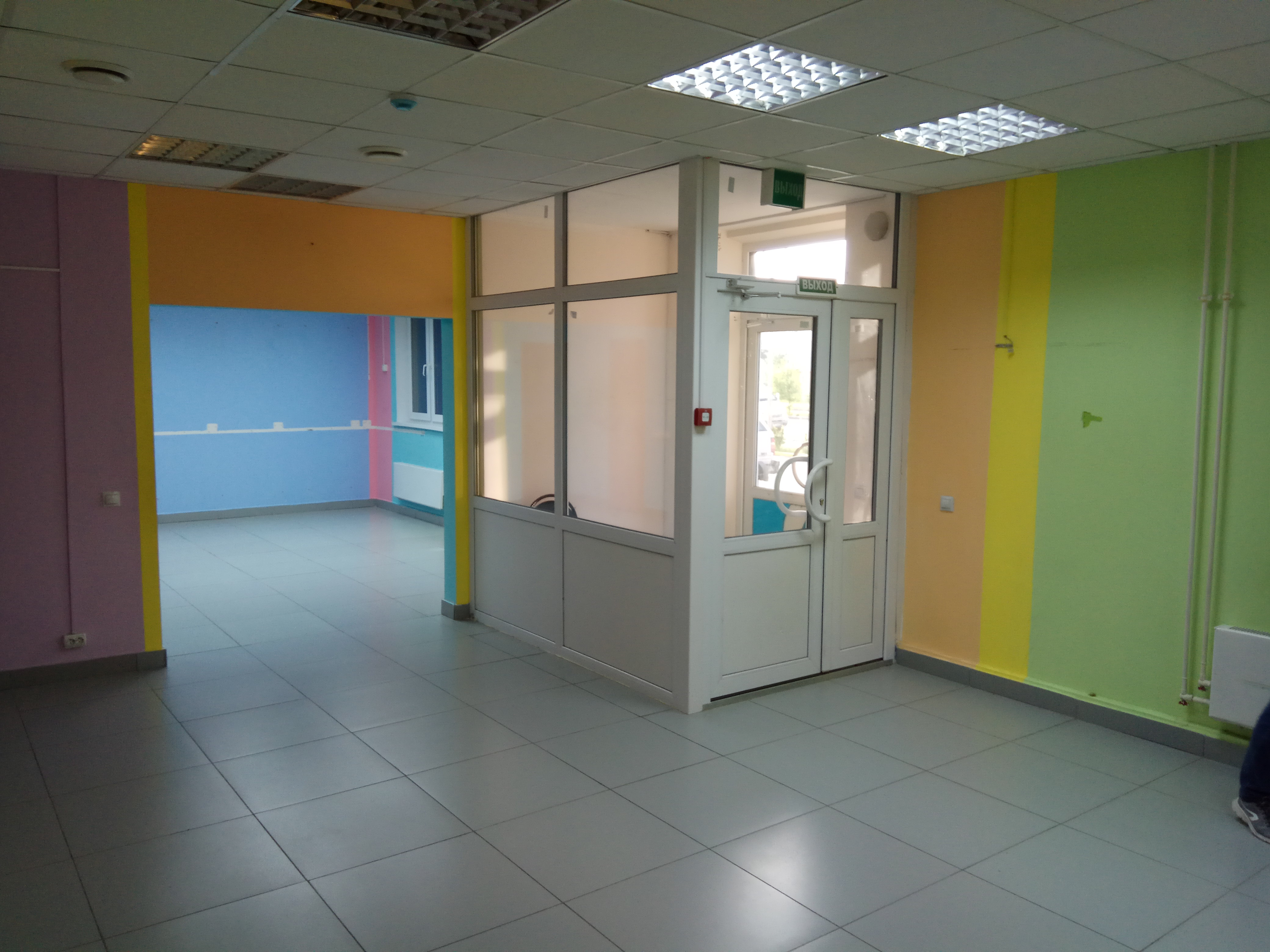 https://votkinsk.delaem-okna.ru/storage/app/uploads/public/63f/48b/926/63f48b926f0c4451212106.jpg