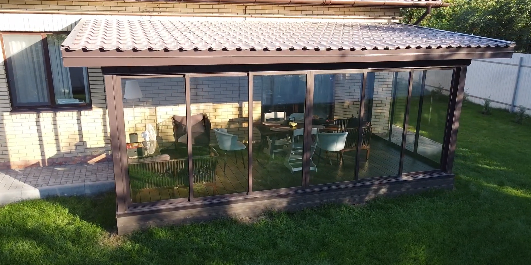 Теплое остекление террасы